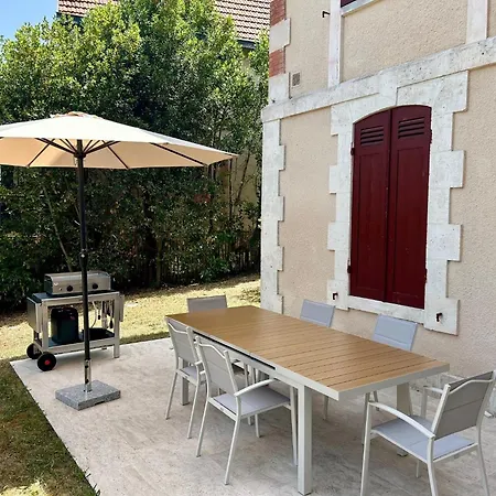Les Batignolles D'hiver Villa *