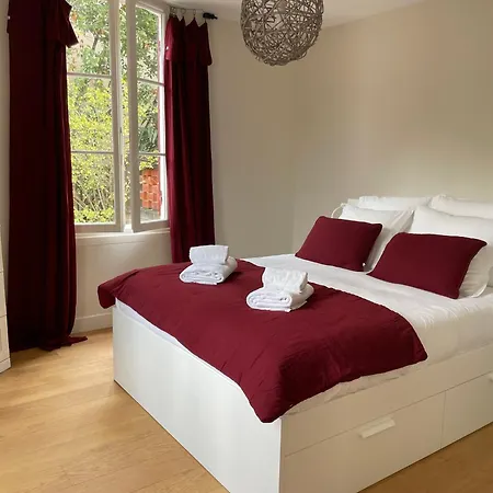 Les Batignolles D'hiver Villa